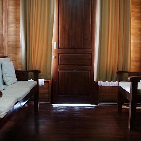 Grand Raka Homestay Lovina Εξωτερικό φωτογραφία