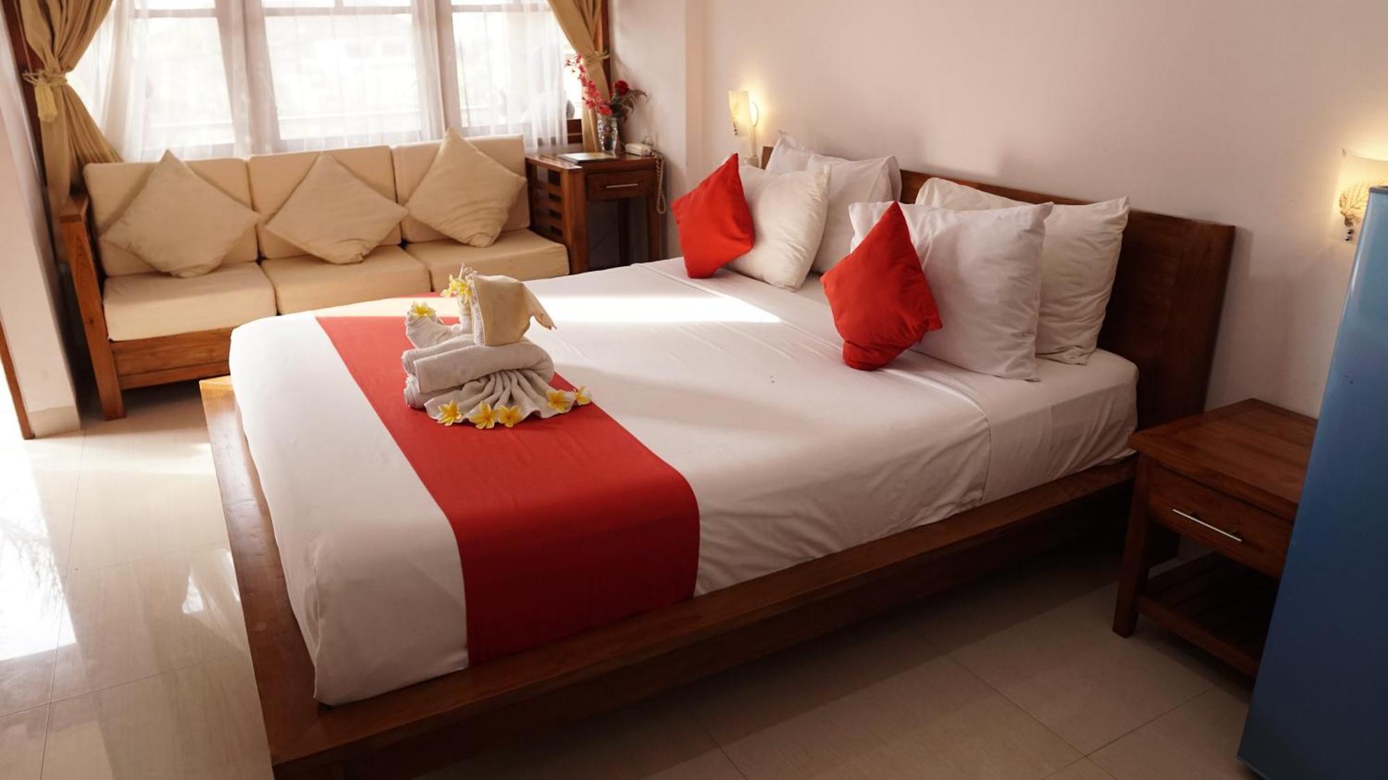 Grand Raka Homestay Lovina Εξωτερικό φωτογραφία