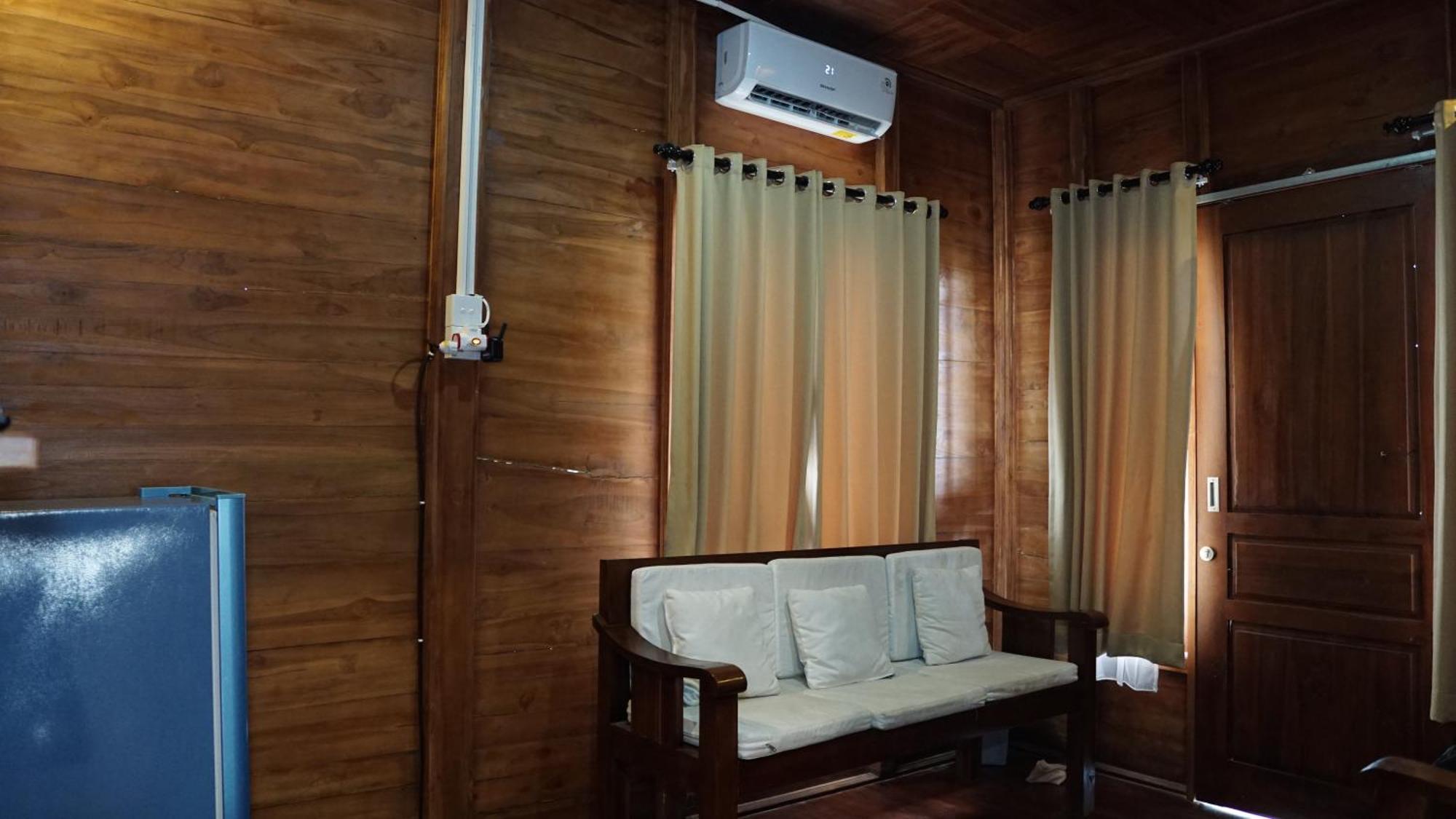 Grand Raka Homestay Lovina Εξωτερικό φωτογραφία
